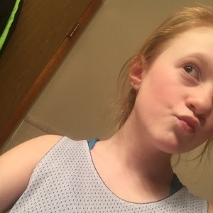 Meet your Posher, Danika